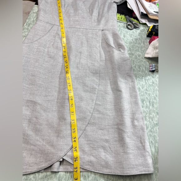 🛍️ANTONIO MELANI Light‎ khaki cap sleeve sheath dress size 4. - Picture 13 of 13